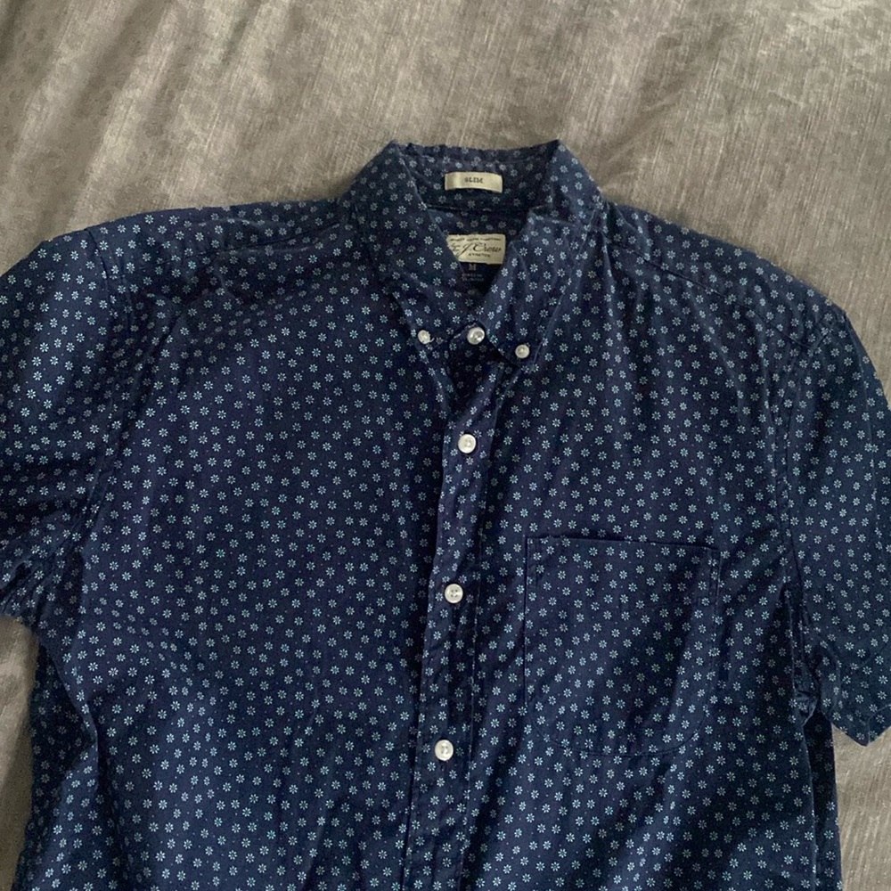 J Crew Men’s short sleeve button-down shirt